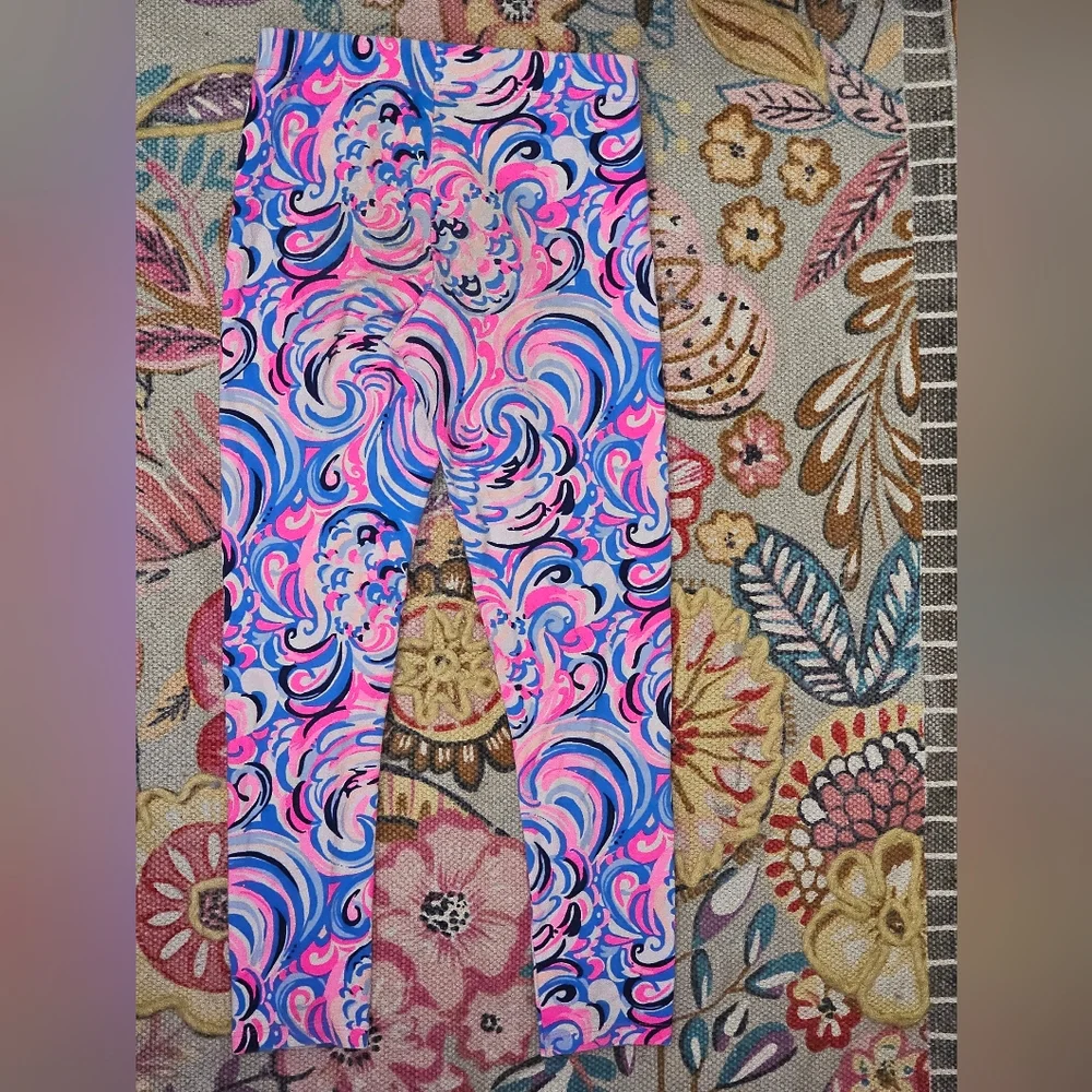Like New Lilly Pulitzer Kid's Sz M Colorful Swirl Leggings